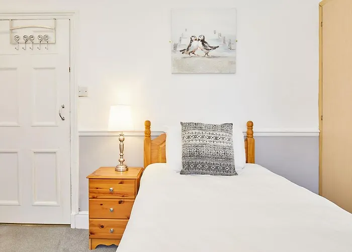 1 - Khyber アパート